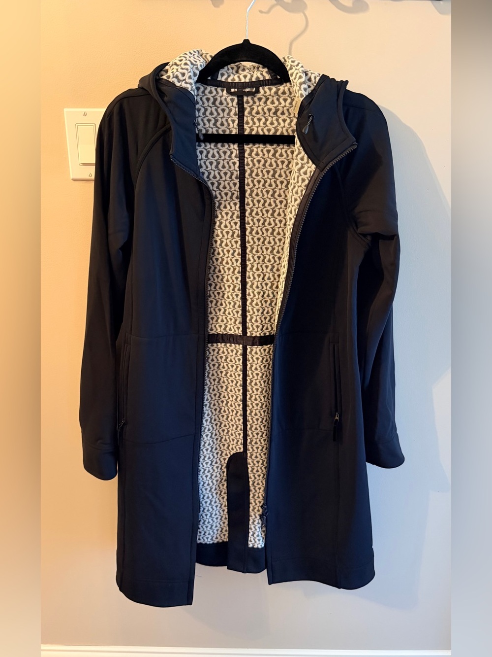 Lululemon Apres Yoga Rain Parka - Vintage Black